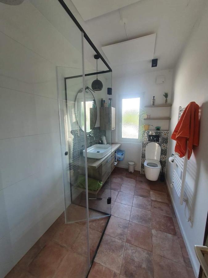 Entire House In The Heart Of Kozana Apartment โดบรอโว ภายนอก รูปภาพ
