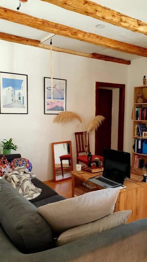 Entire House In The Heart Of Kozana Apartment โดบรอโว ภายนอก รูปภาพ